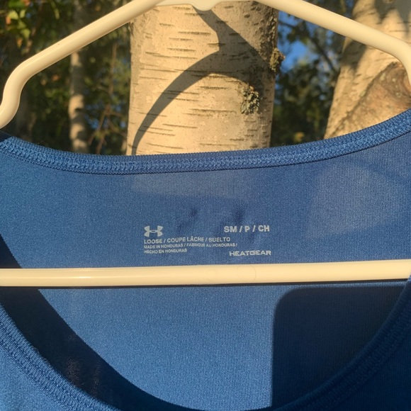 Under Armour sleeveless - Picture 2 of 2